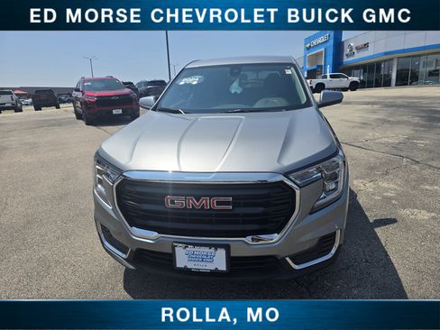 Certified 2024 GMC Terrain SLE AWD/4WD image 8