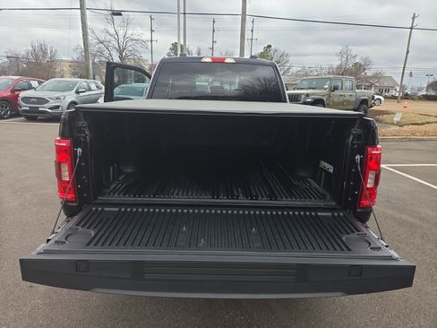 Used 2022 Ford F150 XLT image 14