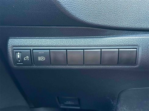 Certified 2024 Toyota Corolla LE image 33