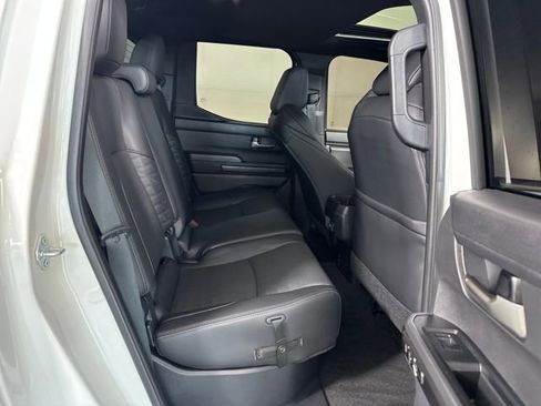 Used 2024 Toyota Tacoma TRD Off-Road image 27