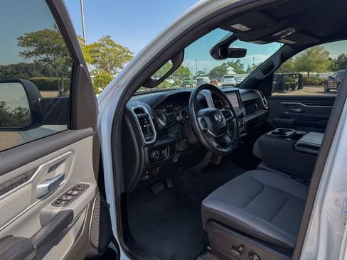 Used 2022 RAM 1500 Big Horn AWD/4WD image 18