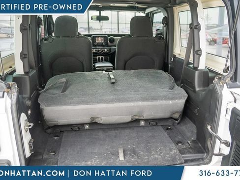 Used 2020 Jeep Wrangler Sport AWD/4WD image 29