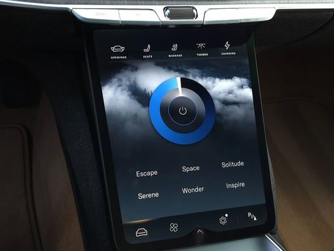 Used 2022 Lucid Air Grand Touring image 40