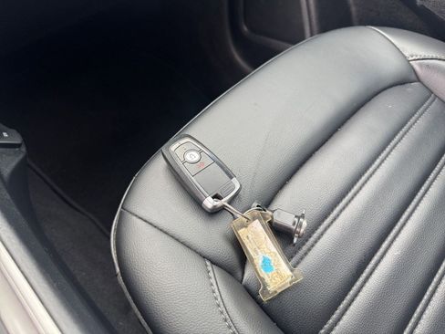 Used 2024 Ford Edge SEL image 22