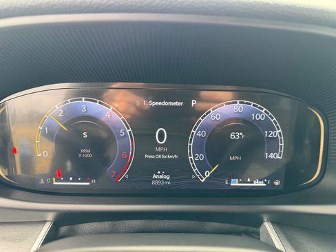 Used 2025 Jeep Wagoneer 4WD w/ Premium Group I image 26