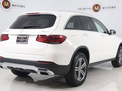 Used 2022 Mercedes-Benz GLC 300 4MATIC w/ Driver Assistance Package image 3