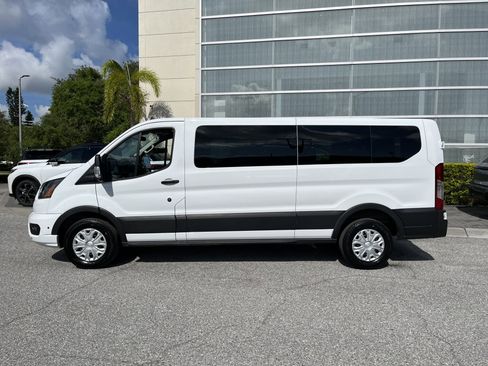 Used 2025 Ford Transit 350 XLT RWD image 5