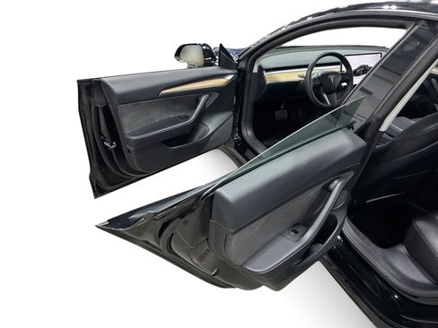 Certified 2023 Tesla Model 3 Standard Range RWD image 10