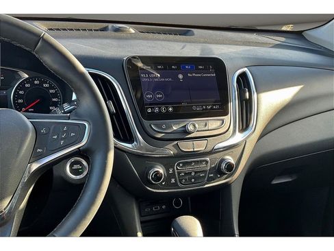 Used 2024 Chevrolet Equinox LT image 7