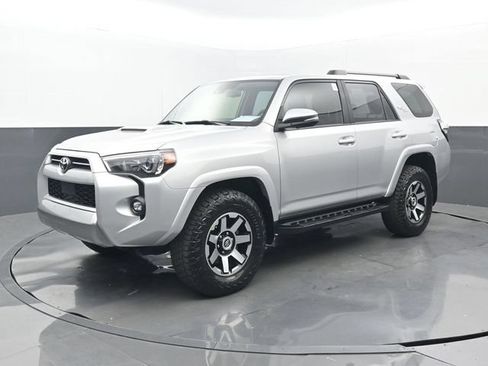 Used 2024 Toyota 4Runner TRD Off-Road Premium w/ Moonroof Package AWD/4WD image 24
