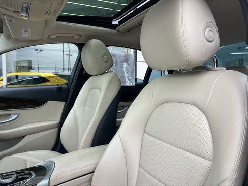 Used 2019 Mercedes-Benz C 300 Sedan image 44
