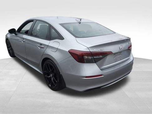 Used 2025 Honda Civic Sport image 5