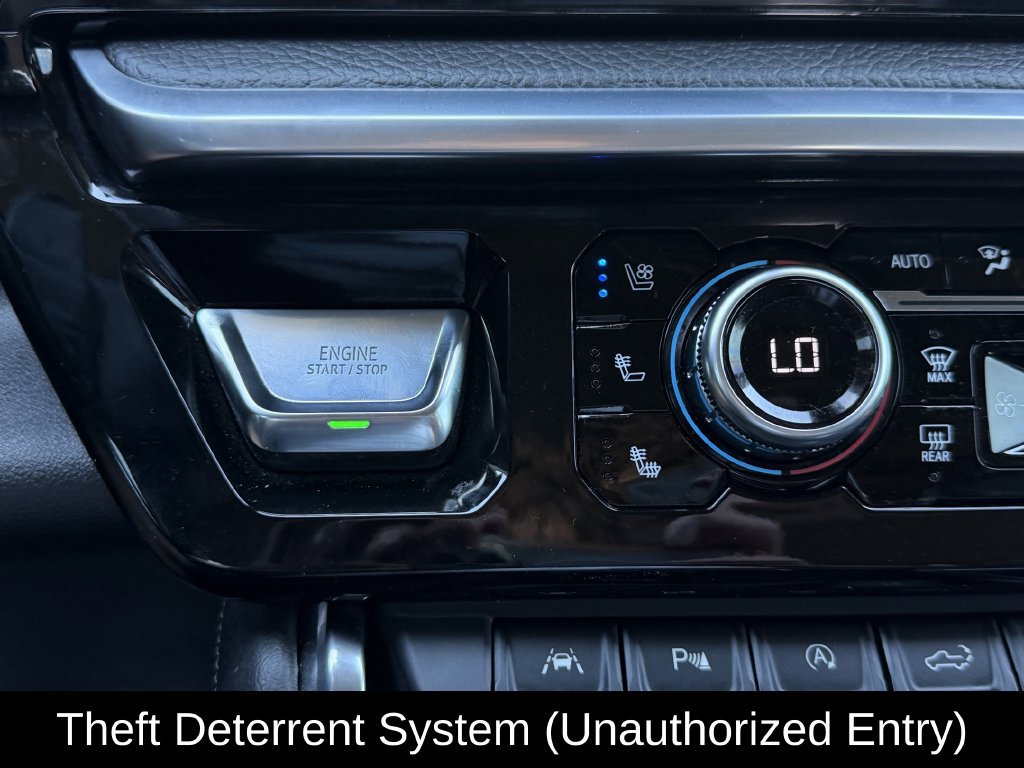 Used 2022 GMC Sierra 1500 Denali RWD image 23