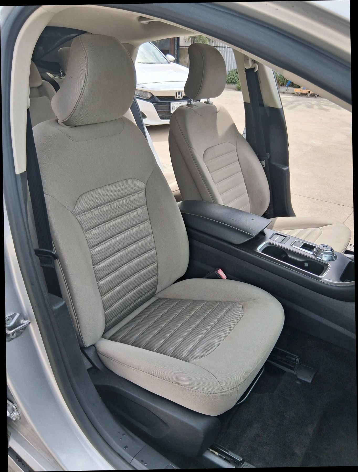 Used 2018 Ford Fusion S FWD image 36