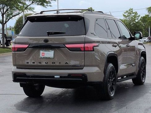 Used 2026 Toyota Sequoia Platinum AWD/4WD image 5