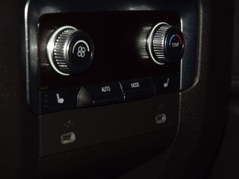 Used 2024 GMC Yukon Denali w/ Max Trailering Package AWD/4WD image 45