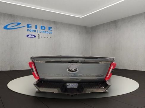 New 2026 Ford F250 Lariat w/ Black Appearance Package AWD/4WD image 8