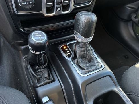 Used 2023 Jeep Wrangler Willys image 16