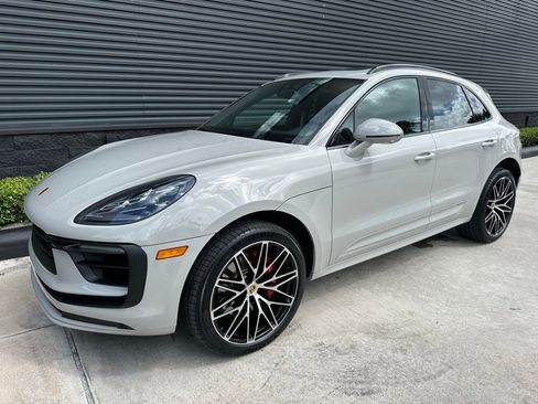 Certified 2023 Porsche Macan S AWD/4WD image 7