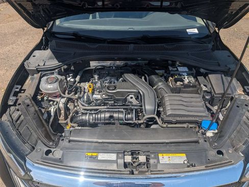 Used 2024 Volkswagen Jetta SE FWD image 10