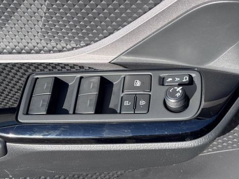 Used 2022 Toyota C-HR Nightshade FWD image 18