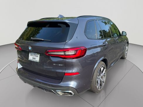 Used 2019 BMW X5 xDrive50i w/ M Sport Package AWD/4WD image 37