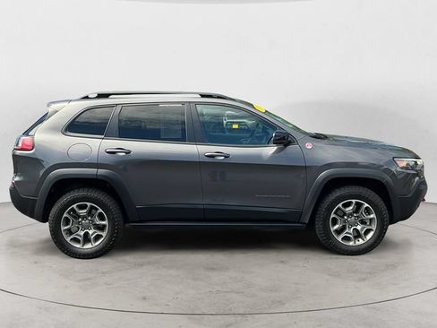 Used 2022 Jeep Cherokee Trailhawk w/ Sun, Sound & Nav Group AWD/4WD image 4