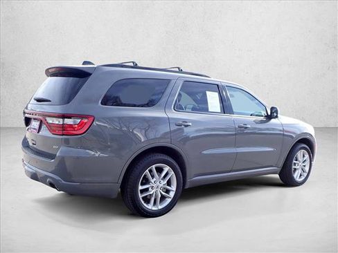 Used 2023 Dodge Durango GT image 4
