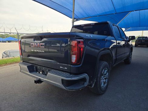 Used 2020 GMC Sierra 1500 SLE w/ SLE Value Package image 4