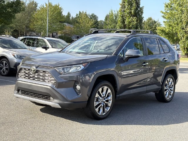 Used 2019 Toyota RAV4 Limited w/ Cold Weather Package AWD/4WD image 7