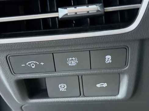 Used 2025 Hyundai Sonata SEL image 16