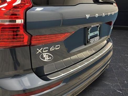 Used 2025 Volvo XC60 B5 Core w/ Protection Package Premier image 39