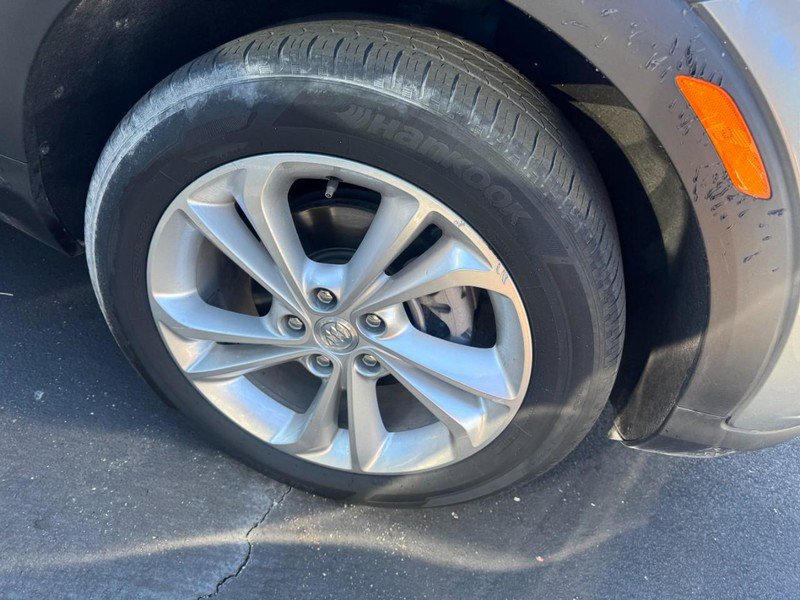 Used 2023 Buick Encore GX Preferred w/ Cold Weather Comfort Package FWD image 5