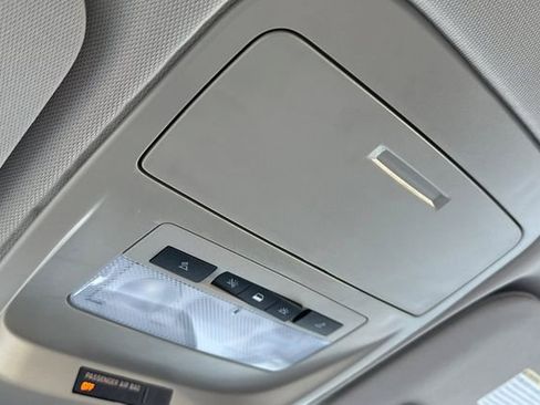 Used 2021 GMC Canyon Denali image 23