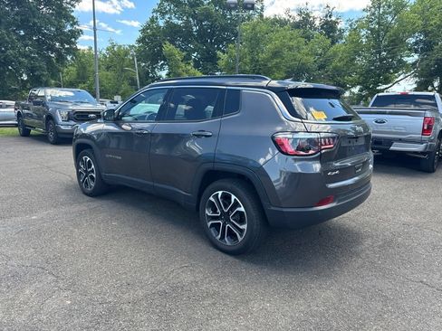Used 2024 Jeep Compass Limited w/ Sun and Sound Group AWD/4WD image 6