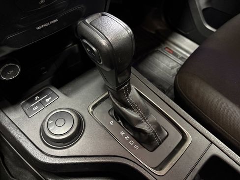 Used 2019 Ford Ranger XL w/ Equipment Group 101A Mid image 13