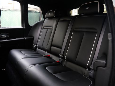 New 2026 Rolls-Royce Cullinan AWD/4WD image 8