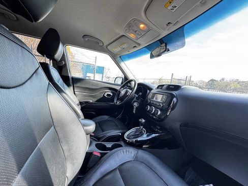 Used 2016 Kia Soul ! image 10