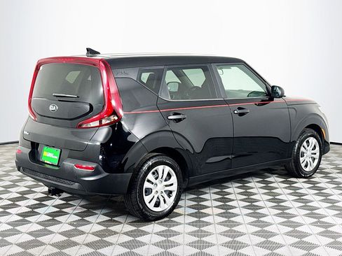 Used 2021 Kia Soul LX image 10