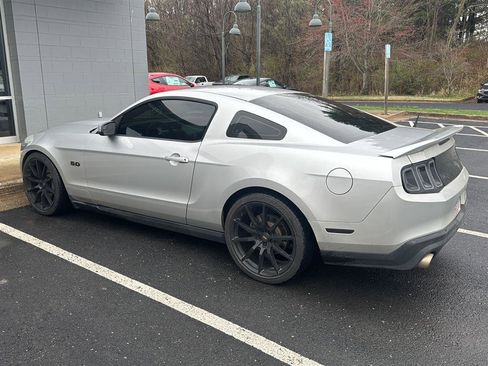 Used 2012 Ford Mustang GT w/ Brembo Brake Pkg image 4