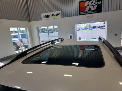 Used 2021 Subaru Forester Premium AWD/4WD image 10