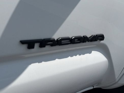 Used 2023 Toyota Tacoma TRD Sport AWD/4WD image 45