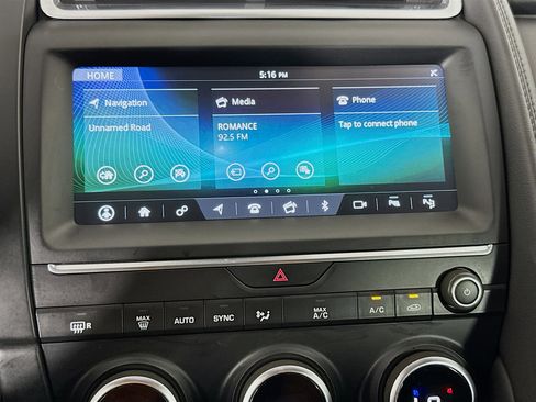 Used 2020 Jaguar E-PACE SE AWD/4WD image 17