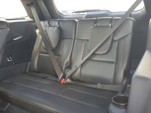 Certified 2025 Ford Explorer ST-Line w/ Premium Package image 12