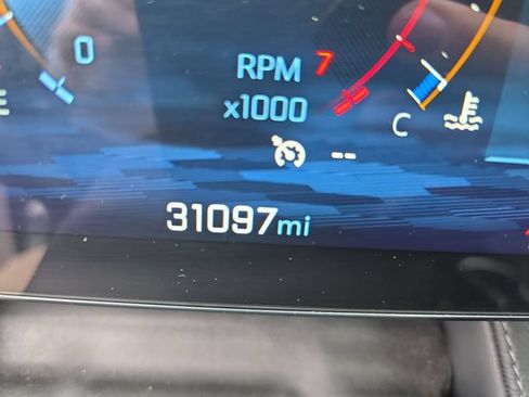 Used 2025 Chevrolet Equinox LT w/ Convenience Package II AWD/4WD image 17