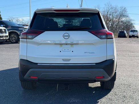 Used 2023 Nissan Rogue SV image 6