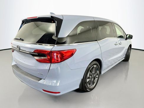 Used 2024 Honda Odyssey Elite image 7