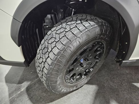 Used 2018 Subaru Crosstrek 2.0i Premium AWD/4WD image 35