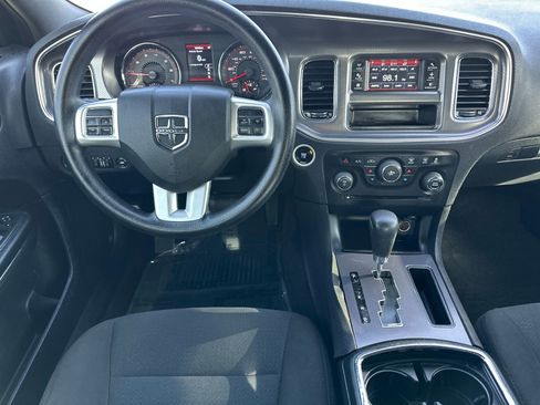 Used 2014 Dodge Charger SE image 20