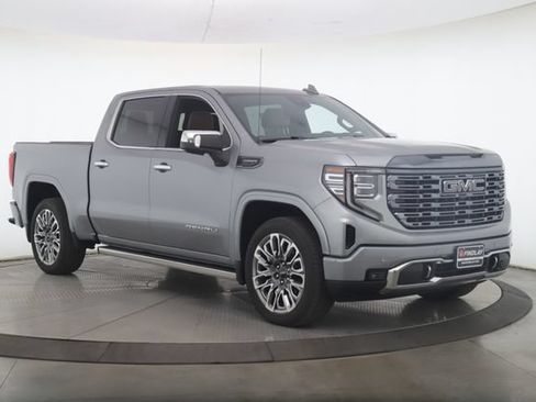 Used 2024 GMC Sierra 1500 Denali Ultimate AWD/4WD image 2